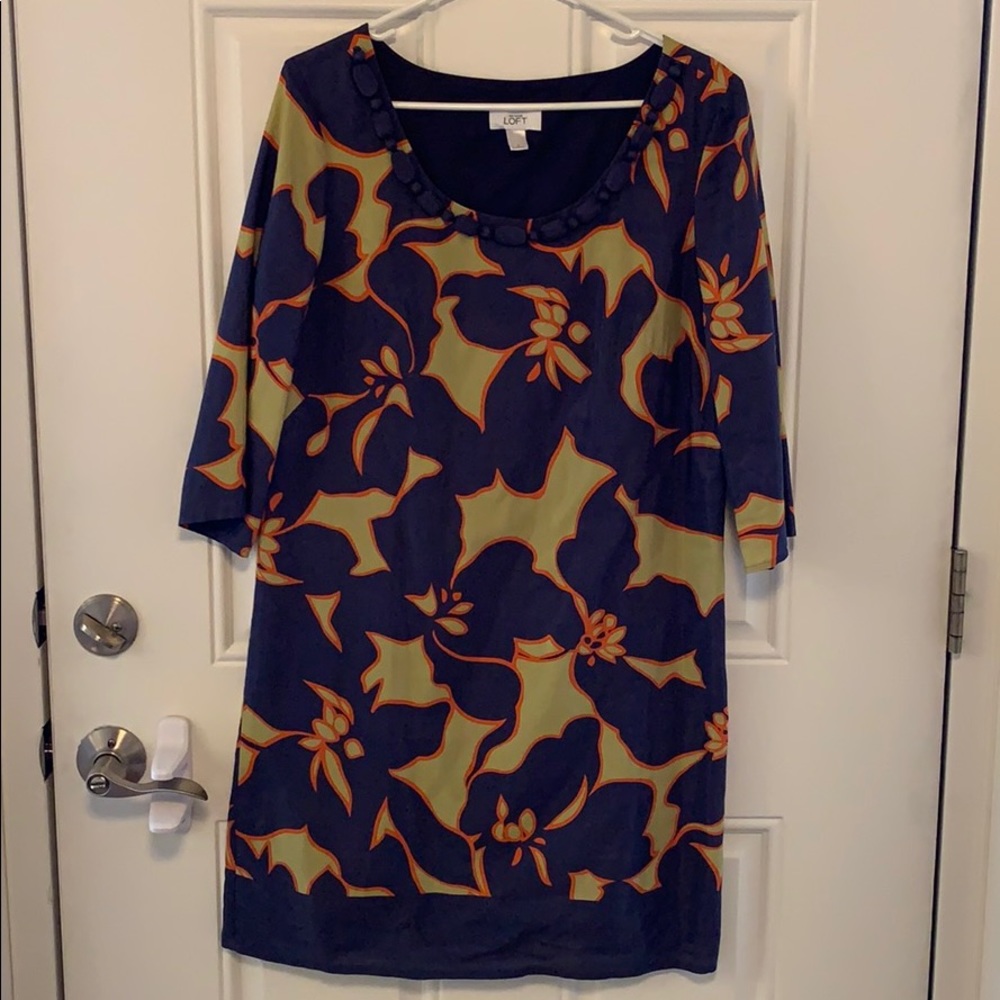 Loft dress! Beautiful design! Size 8!